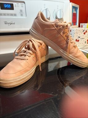 K-Swiss Women's Blush Pink Athletic Sneakers